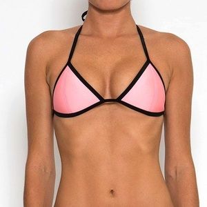 Triangl Coral Neoprene Top 🛍